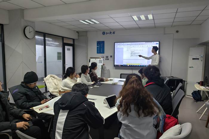 ce28323e3405e453b7d05fdaa223bc5f